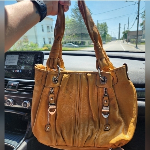 B Makowsky leather bag - Picture 8 of 8